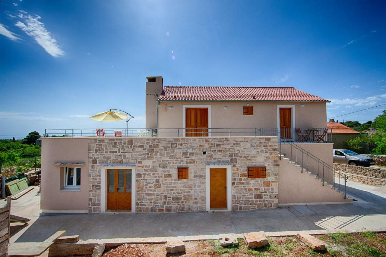 Betini Apartments - Authentic Island Escape Komiža Εξωτερικό φωτογραφία
