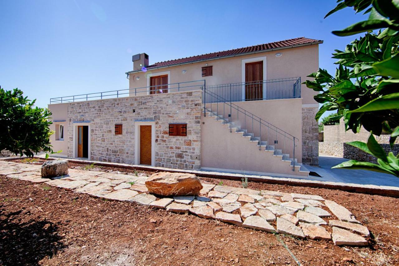 Betini Apartments - Authentic Island Escape Komiža Εξωτερικό φωτογραφία